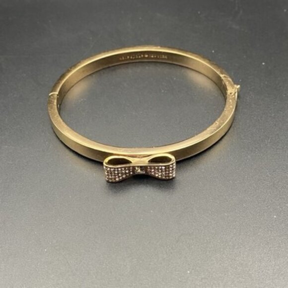 Kate Spade Bracelet Pave Stone Ready Set Bow Jeweled Bangle Gold Tone Layer 7" - Picture 2 of 9